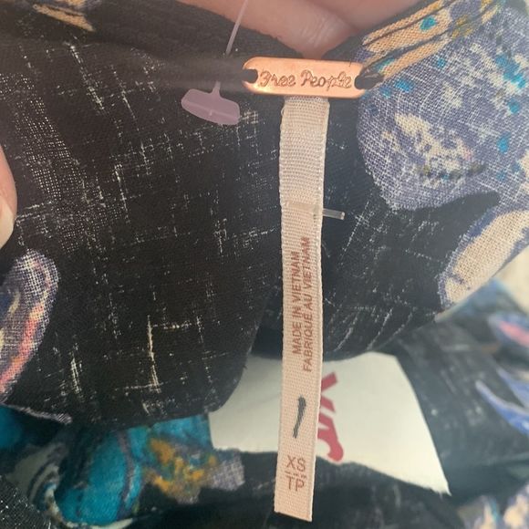 Free People Summer in Tulum Tunic black linen tunic XS sleeveless ruffle - Picture 9 of 10